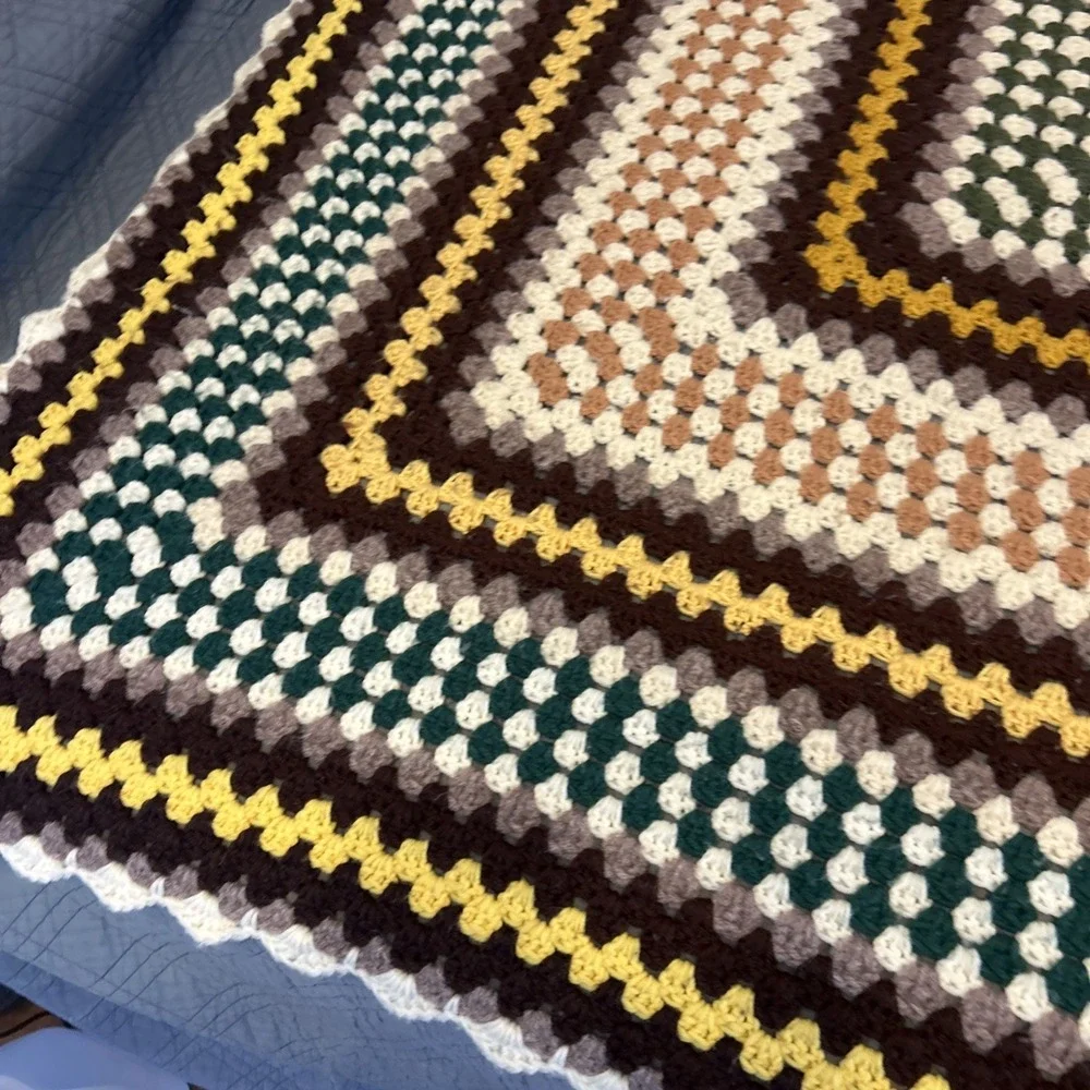 Vintage Handmade Crochet Granny Square Afghan Throw Blanket 63 x‎ 63 Earth Tone